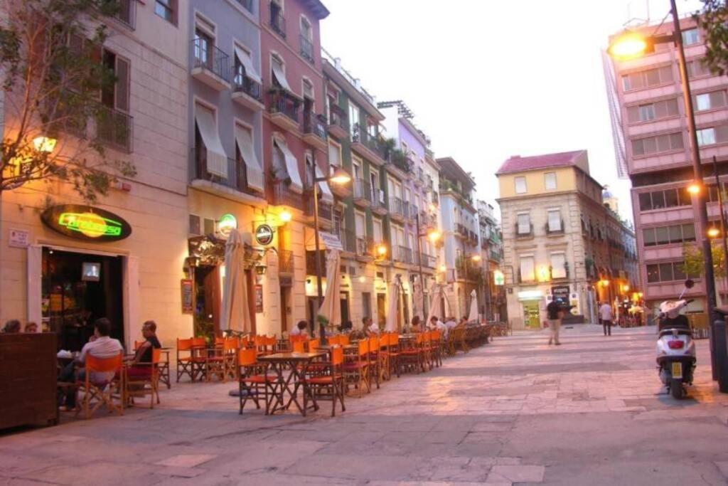 Tus Vacaciones En El Corazon De Alicante! ภายนอก รูปภาพ